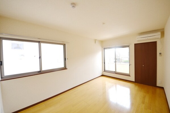 ユーウエスト国立の物件内観写真